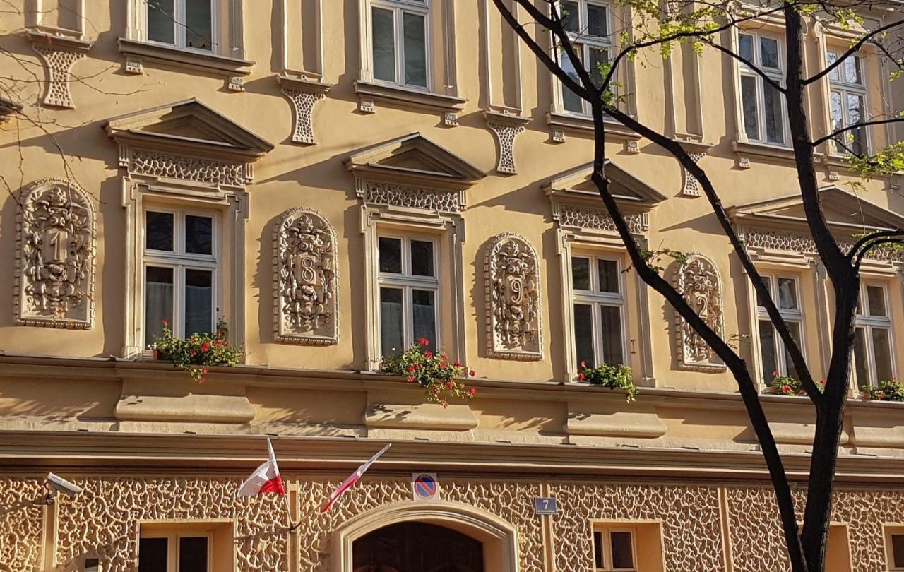 Homely Apartment's Old Town Apartment Krakow