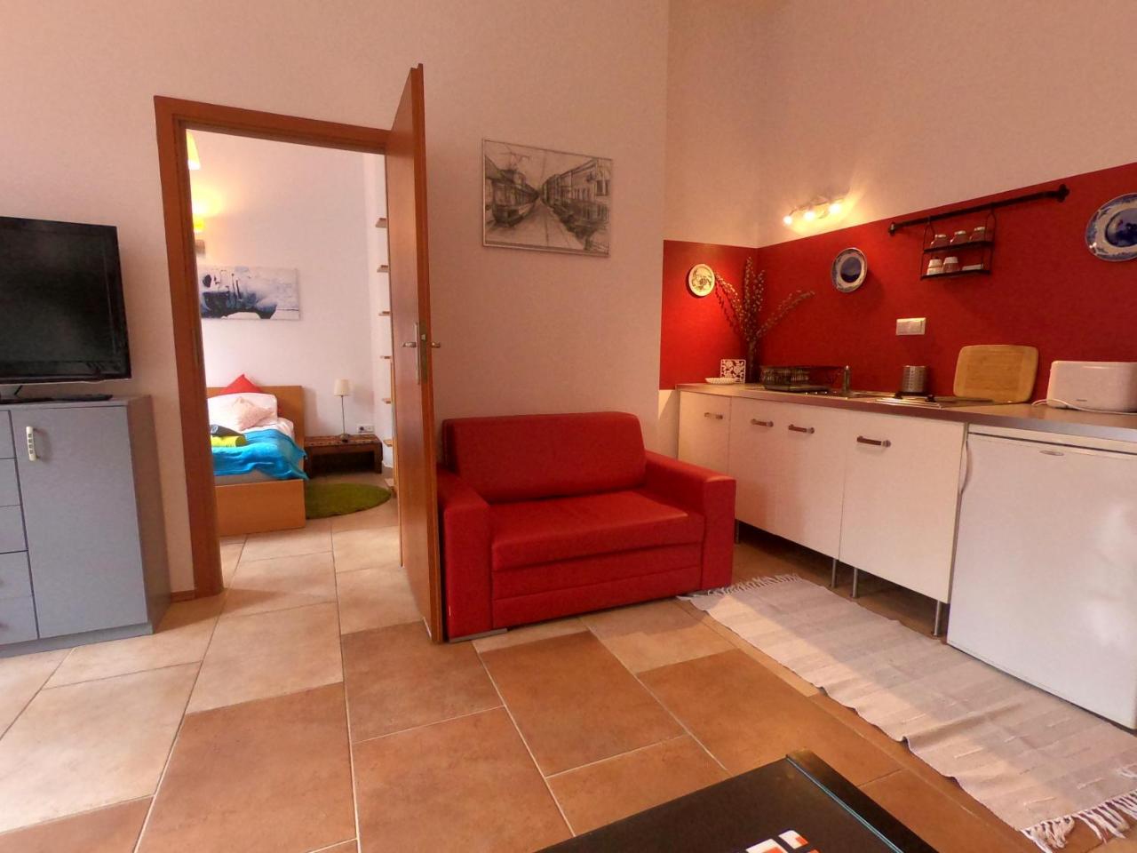 Homely Apartment's Old Town Apartmán